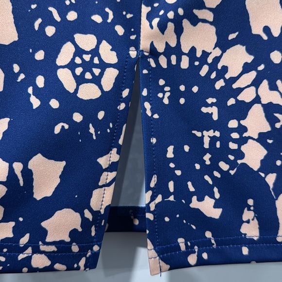 🔵 Blue and Cream Lace Print Knee-Length Skirt Size Large - Picture 7 of 8